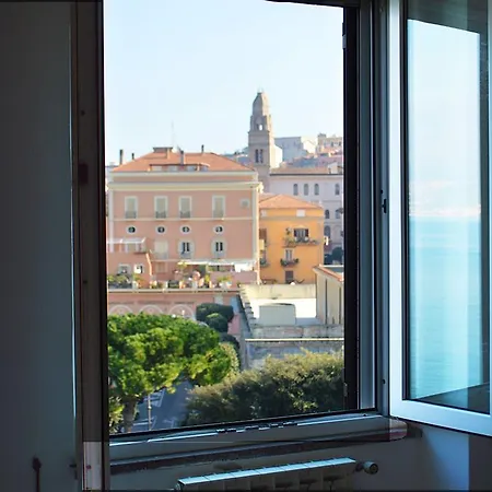 Blue Mediterranean Flat